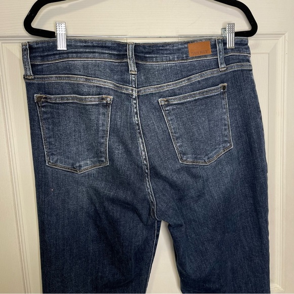 Judy Blue Women’s Straight Fit Blue Wash Denim Jeans Size 15/32 - Picture 5 of 8